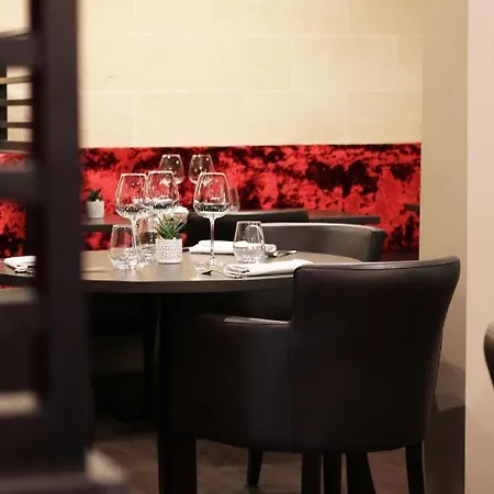 Hotel De La Vieille Ferme 3*